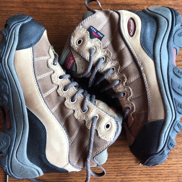 Columbia tan suede Omni-tech insulated hiking boots worn once 21.5 cm EUC - Picture 2 of 9